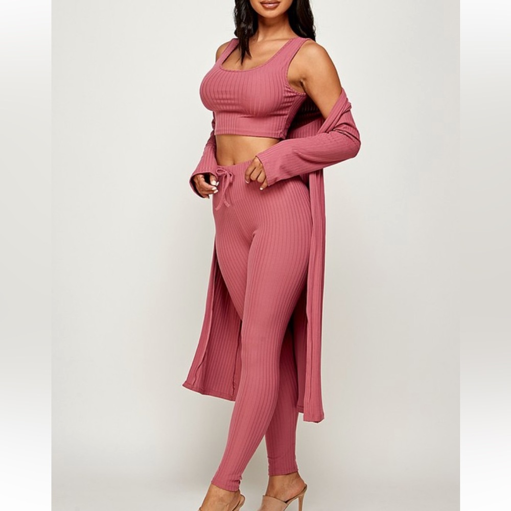 3 pc ribbed lounge set